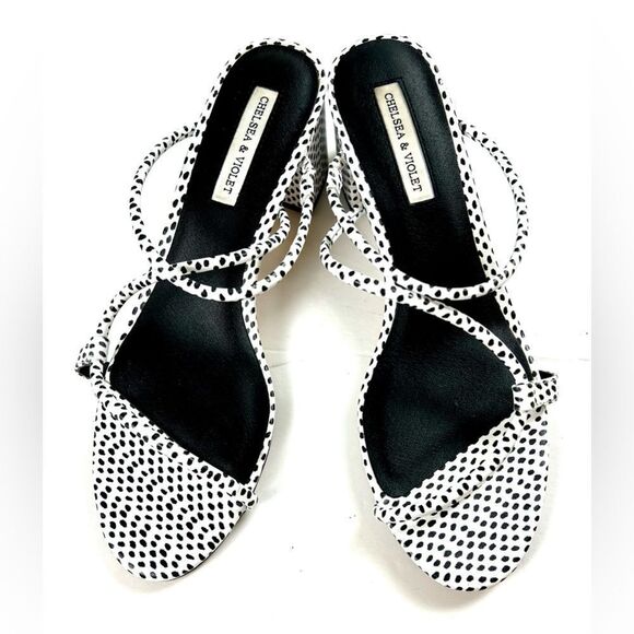 Chelsea & Violet Black and White Women's Sandals - Picture 2 of 8